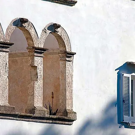 Critabianca - Masseria In Salento 4*