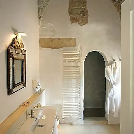 Critabianca - Masseria In Salento B&B 쿠트로피아노