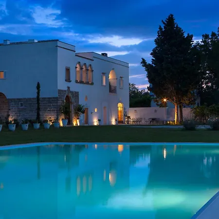 Critabianca - Masseria In Salento 4*